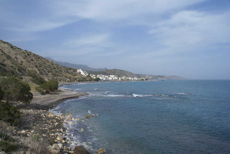 Esperides Hotel Ierápetra Buitenkant foto