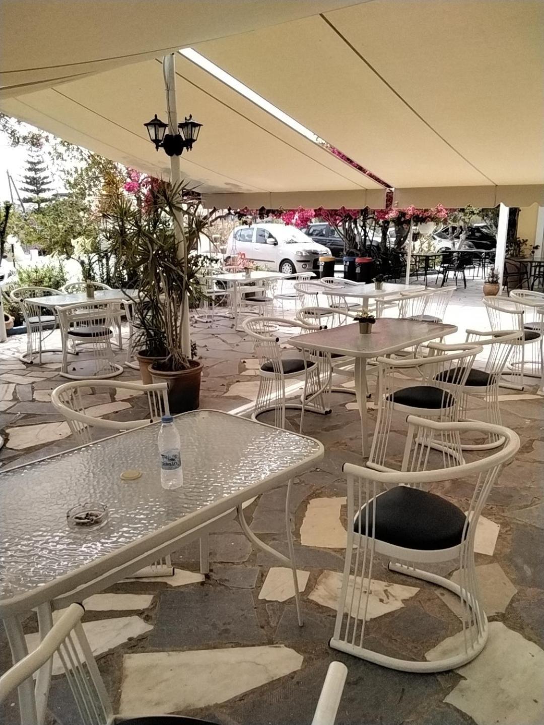 Esperides Hotel Ierápetra Buitenkant foto